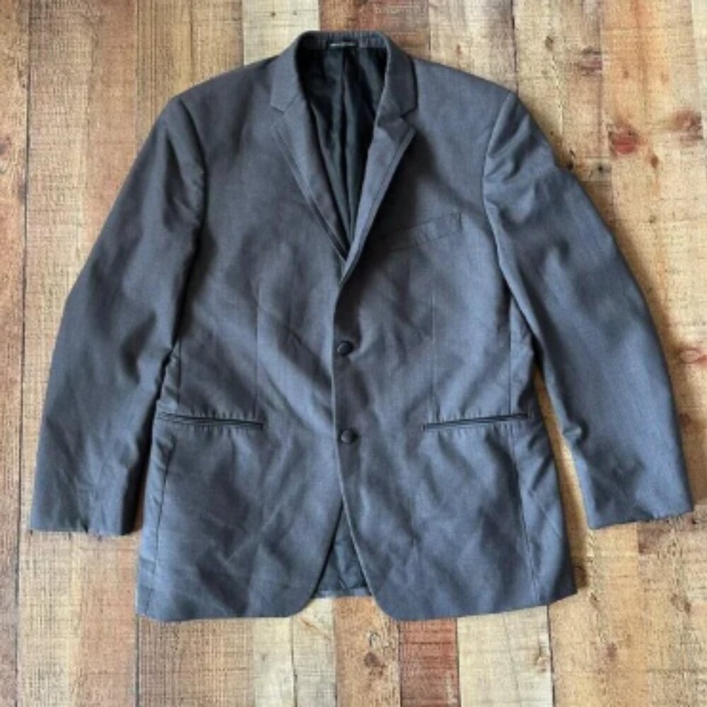 Charcoal Gray Mens Two-Button Blazer Jacket With Notched Lapel & Pockets Classic